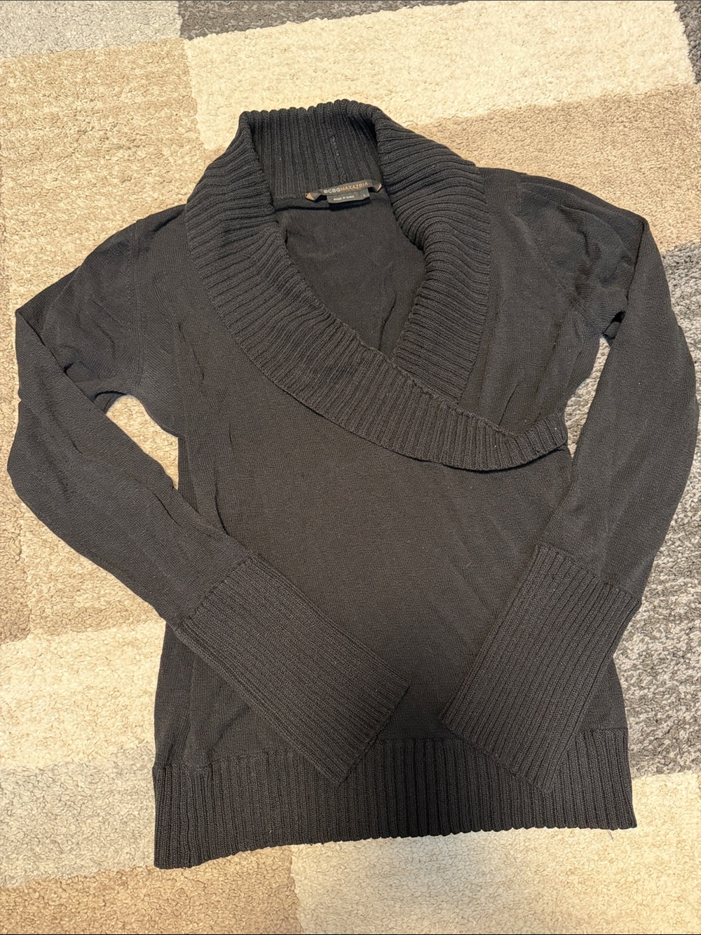 BCBGMaxAzria ribbed faux wrap sweater, black, size L GUC!